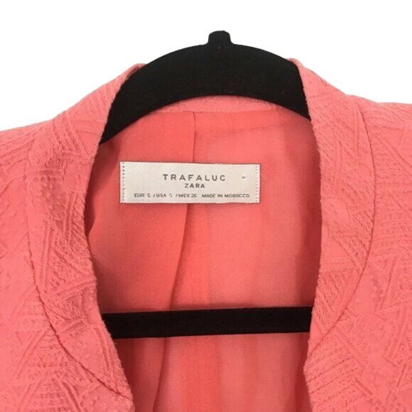 Zara Trafaluc Size S Full Zip Blazer Embossed Pink Fitted Jacket - Picture 3 of 7